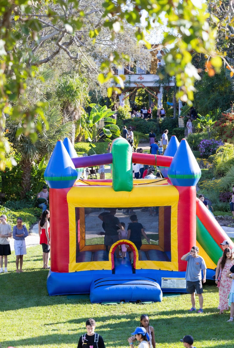 Family Fun After the Autumn Garden Festival: Bounce House Rentals in Fort Myers and Cape Coral