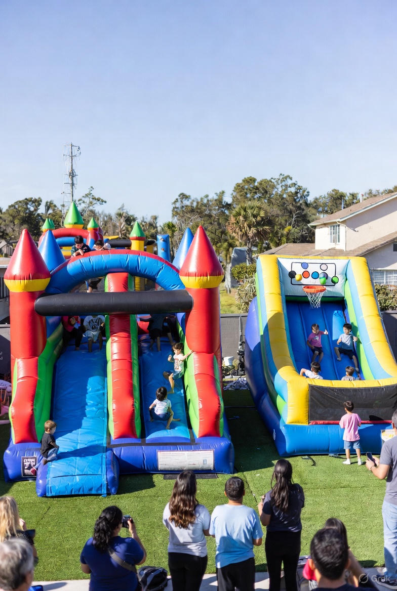 Plan an Epic End-of-Year Celebration with Bounce House Rentals in Cape Coral and Fort Myers
